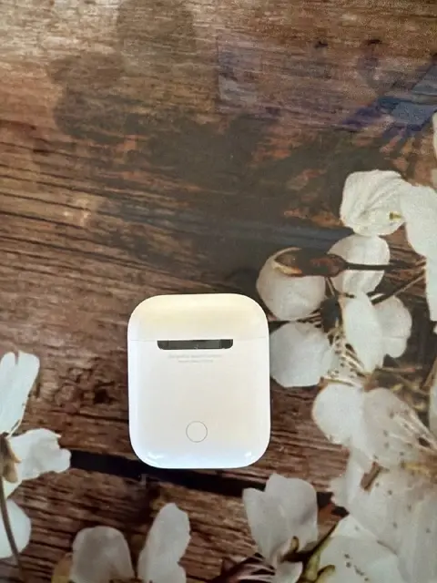 AirPods 2 — Батуми — 50 ₾