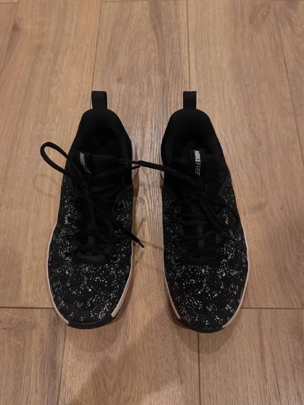 Nike Free Metcon 6 SE
