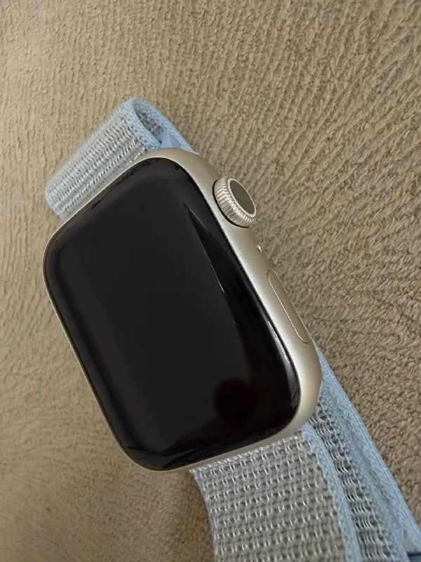 Apple Watch 8 series 45 mm