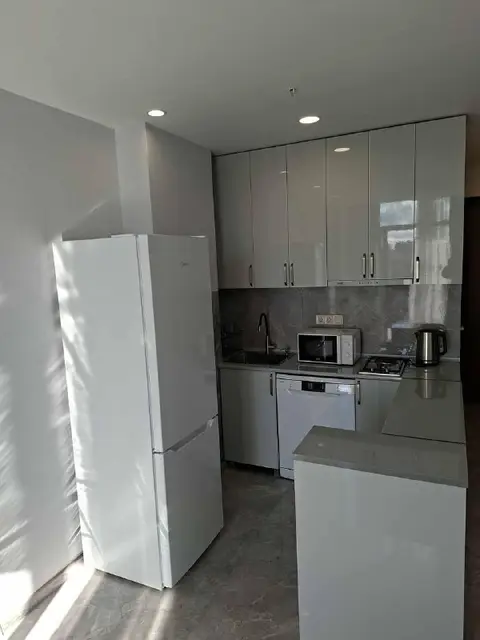 Квартира 2+1 по улице Шартава, 27 — Батуми — 500 $