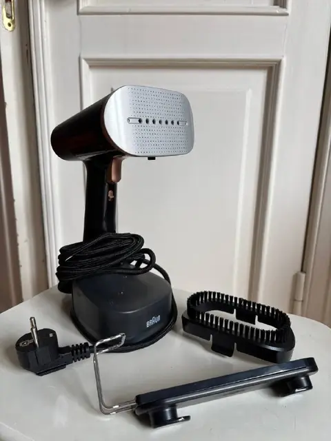 Отпариватель Braun — Tbilisi — 60 ₾
