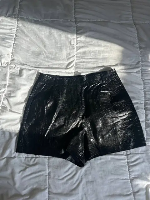 Шорты — Тбилиси — 15 ₾