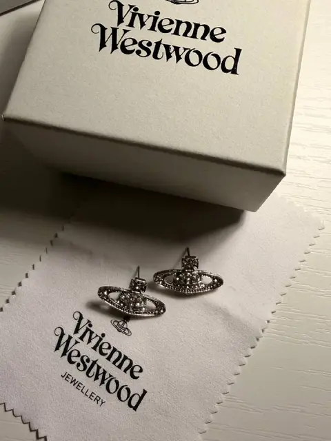 Сережки Vivienne Westwood — Минск — 200 Br
