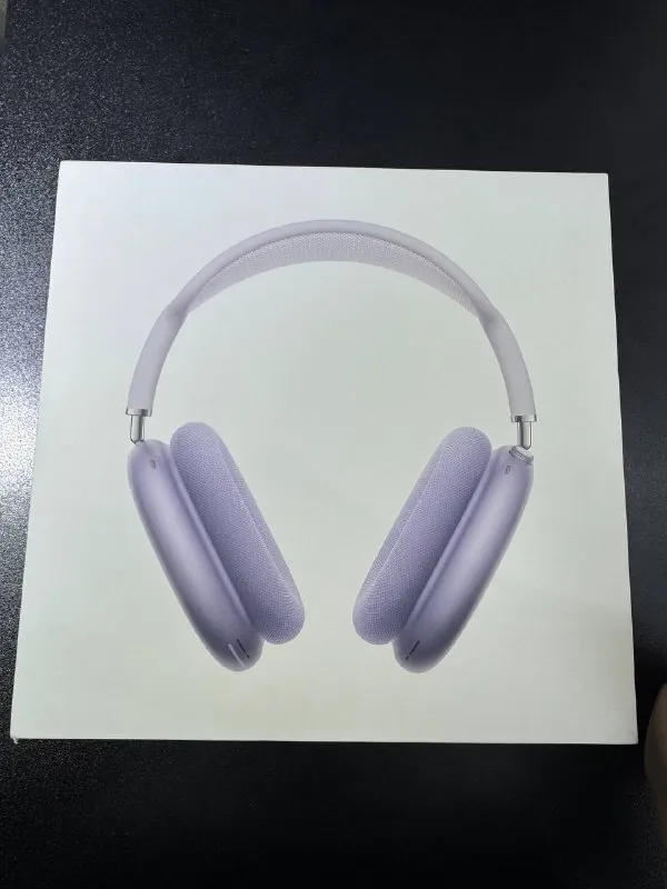 AirPods Max (2024)
