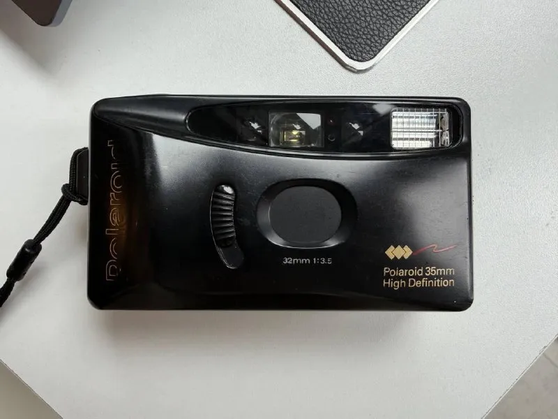 Фотокамера Polaroid 35 mm High Definition 32 mm f/3.5