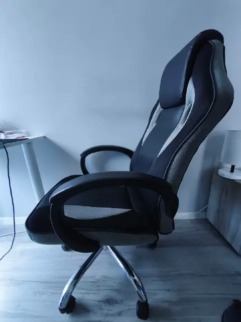 Компьютерное кресло — Батуми — 120 ₾