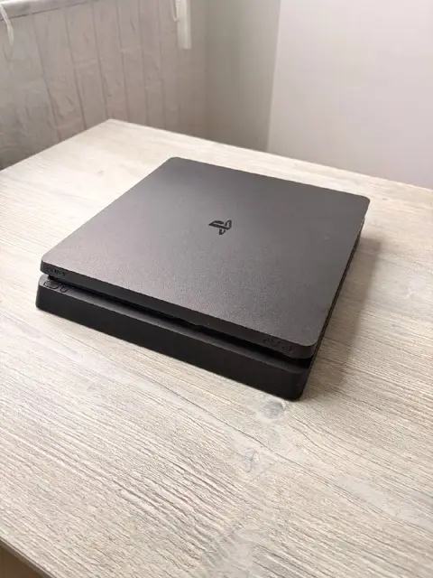 PS4 Slim — Батуми — 260 ₾