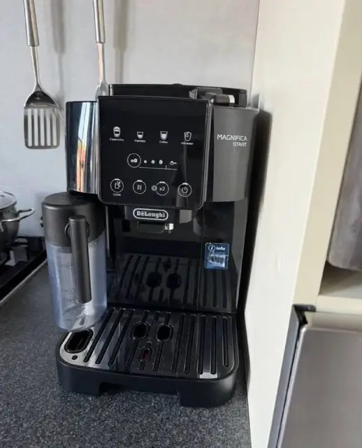Кофемашину delonghi magnifica start ecam 220.60.b — Tbilisi — 470 ₾