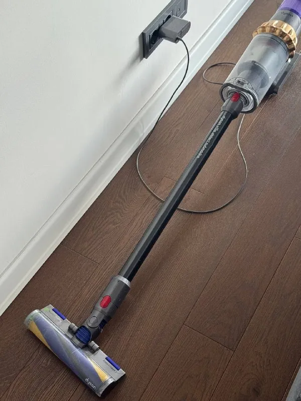 Dyson V15S Submarine оригинал