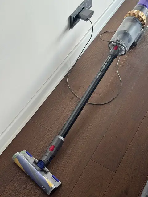 Dyson V15S Submarine оригинал — Стамбул — 650 $