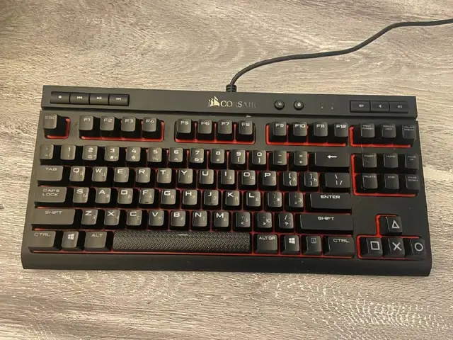 Механическая клавиатура с подсветкой — Батуми — 50 ₾