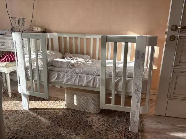 Манеж-кровать Happy baby Mommy Love 95024 — Алматы — 80 000 ₸