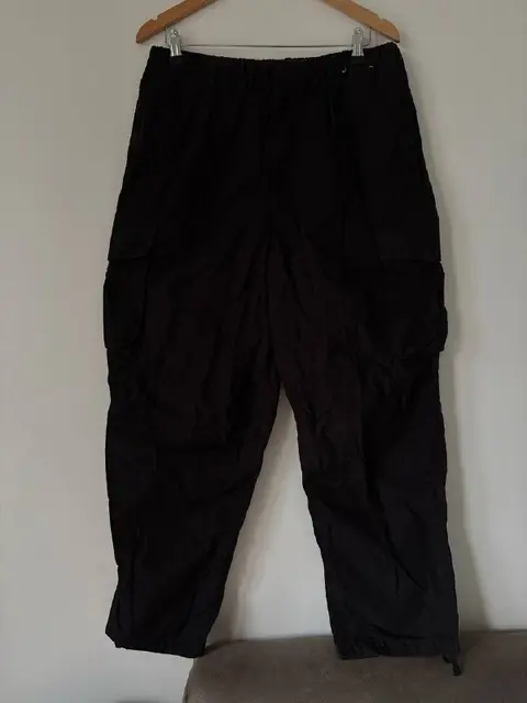 Черные штаны карго Uniqlo U — Тбилиси — 100 ₾