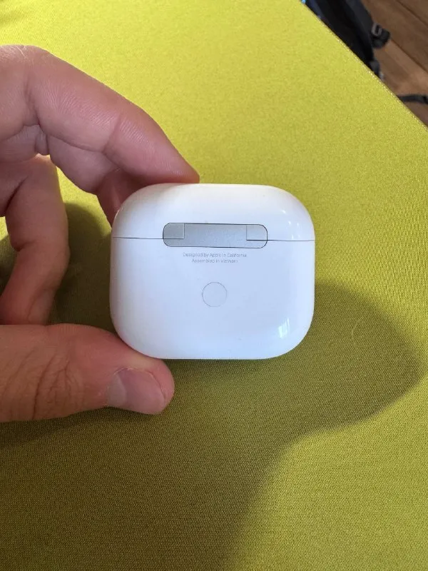 Кейс от airpods 3 с lightning разъемом
