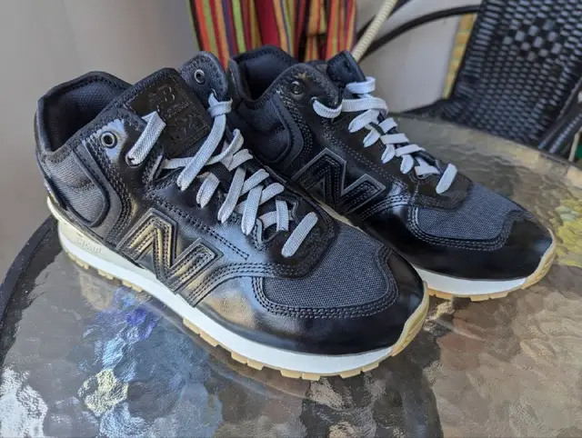 Кроссовки New Balance 574 Mid — Batumi — 250 ₾