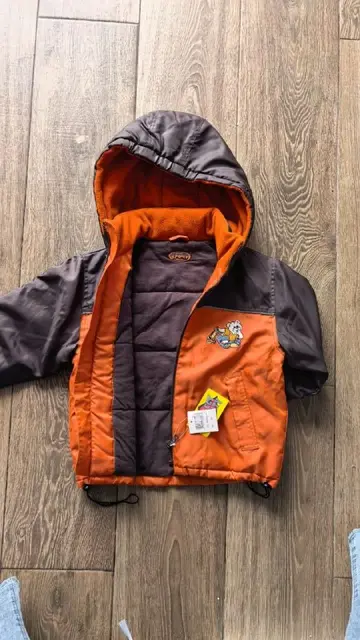 Куртки — Batumi — 35 ₾