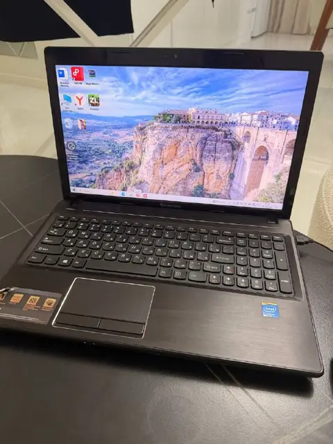 Ноутбук Lenovo — Батуми — 250 ₾