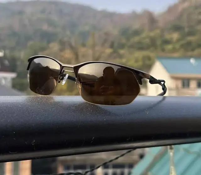 Oakle wire tap 2.0 — Batumi — 95 ₾