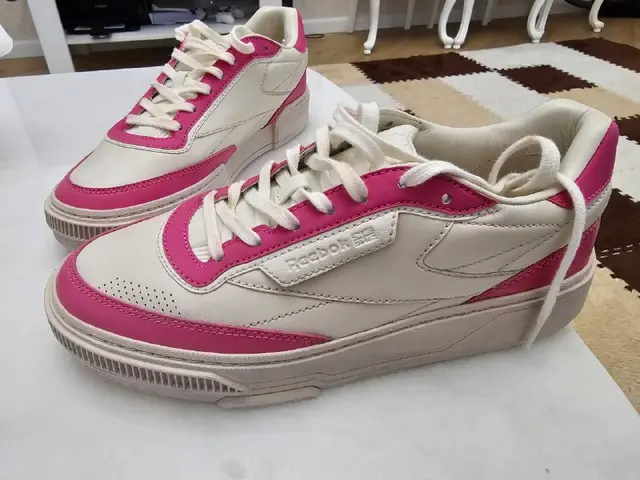 Кожаные кеды — Тбилиси — 200 ₾