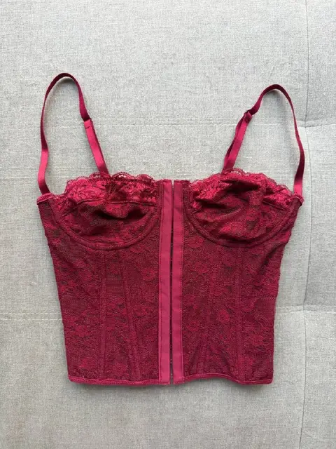 Бордовый кружевной корсет — Tbilisi — 20 ₾