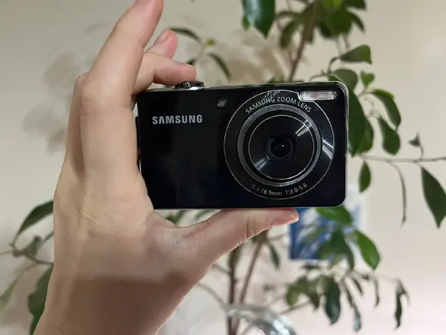 Samsung PL100 — Тбилиси — 100 ₾