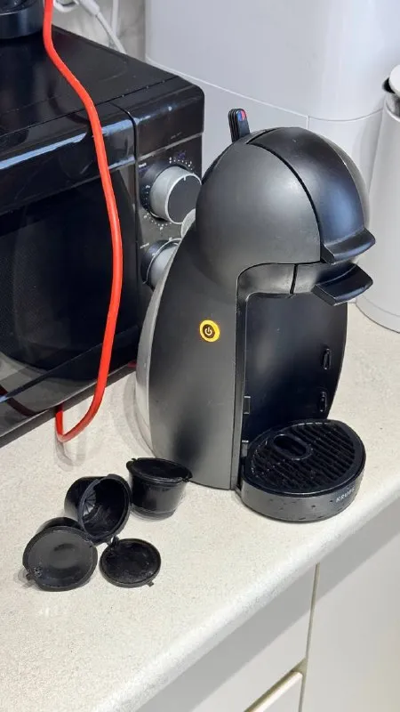 Кофемашину Nescafe dolce gusto