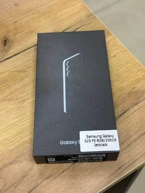Galaxy S25 FE — Ереван — 180 000 ֏
