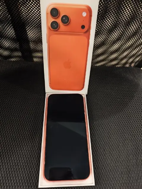 Iphone 17 pro max 256gb orange sim + esim — Ереван — 360 000 ֏