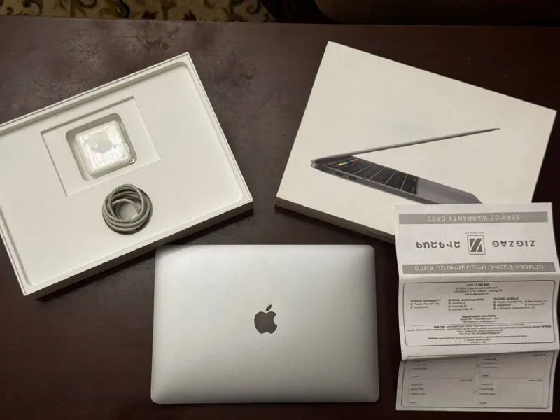 MacBook Pro 13 2019 года