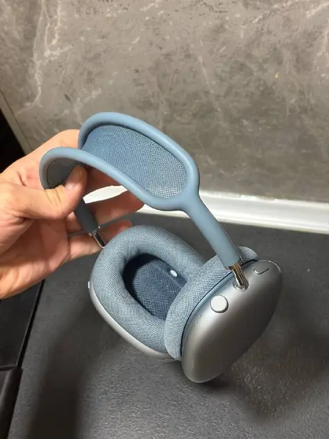 AirPods Max (USB-C) второго поколения — Белград — 330 €
