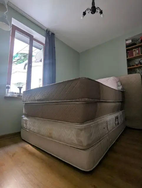 Двуспальные матрасы б/у — Батуми — 120 ₾