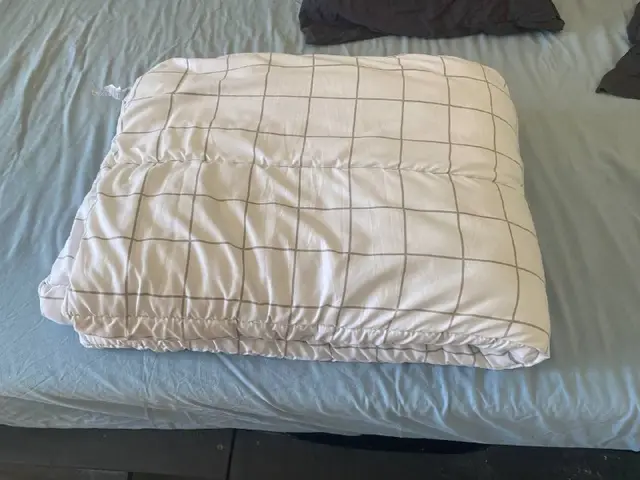 Теплое одеяло Jysk Mie Warm Fibre Duvet — Тбилиси — 45 ₾