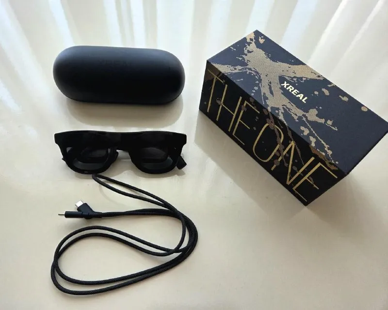 AR очки XREAL One Pro