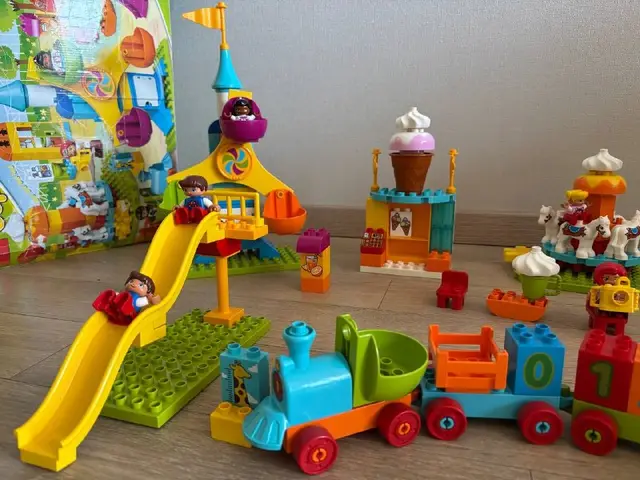 Lego duplo парк аттракционов и паровозик — Тбилиси — 17 ₾
