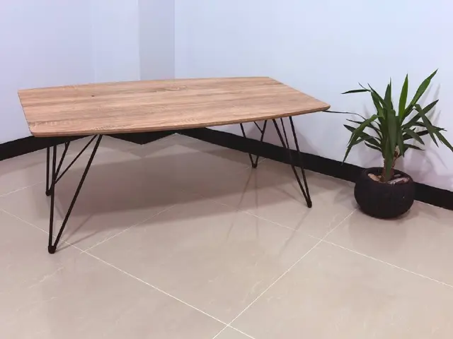 Журнальный столик — Батуми — 120 ₾