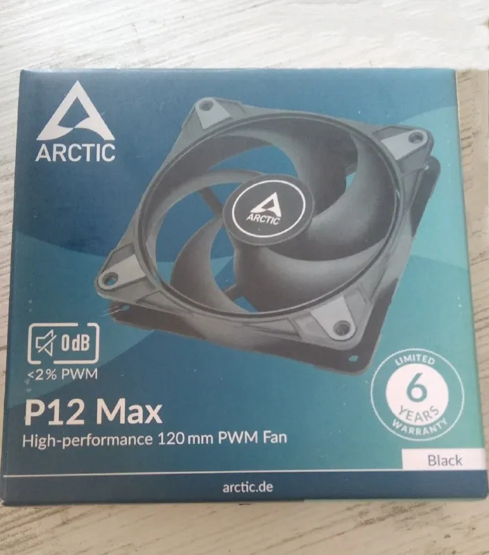 Вентилятор Arctic Cooling P12 Max