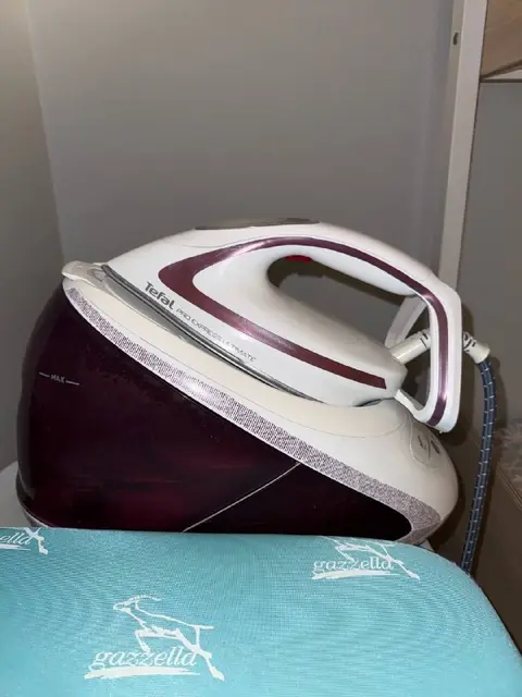 Утюг Tefal паровой + гладильная доска Gazella — Стамбул — 15 000 ₺