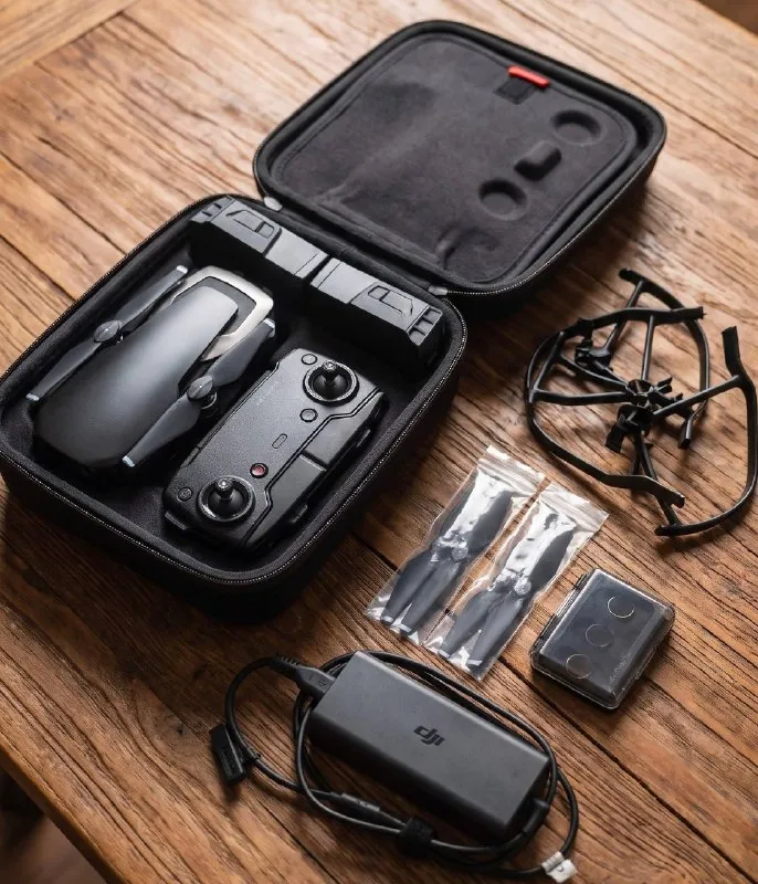 Квадрокоптер DJI Mavic Air