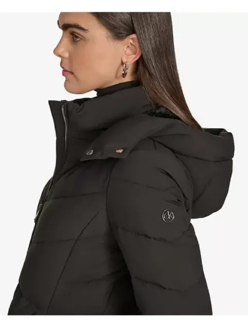 Новая теплая куртка Calvin Klein — Тбилиси — 200 ₾