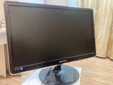Монитор Samsung 24 дюйма — Алматы — 20 000 ₸