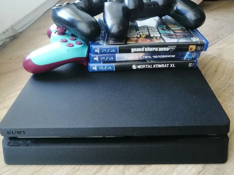PlayStation 4 Slim 1 Tb