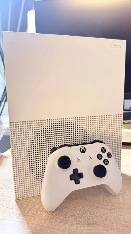 Xbox One S 500 GB