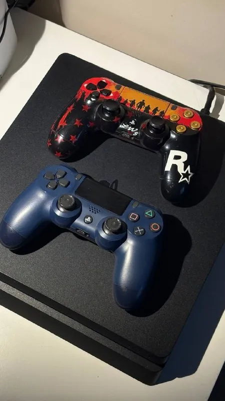 PlayStation 4 500Gb CD version