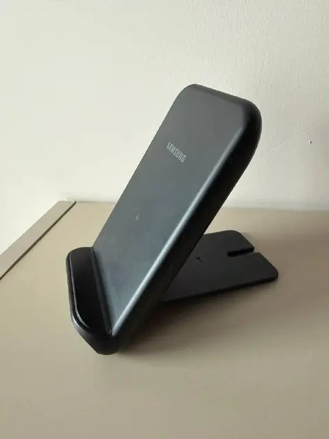 Беспроводная зарядка SAMSUNG_EP-N3300 — Батуми — 40 ₾