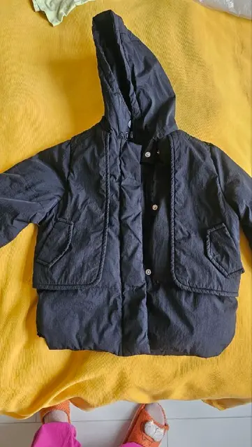 2 куртки на 100-104 см — Алматы — 2 000 ₸