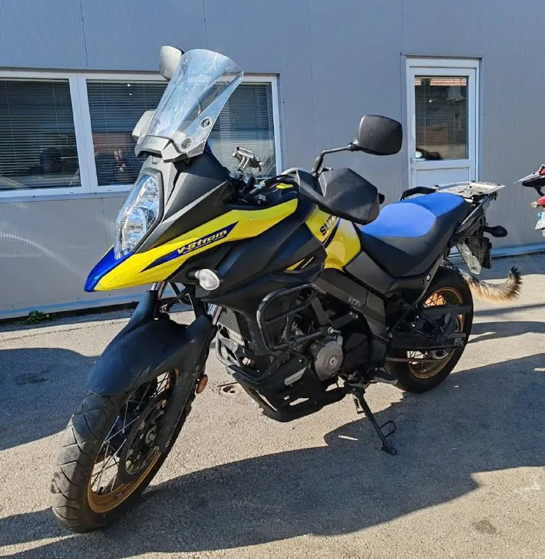 Suzuki V-Strom 650 XT