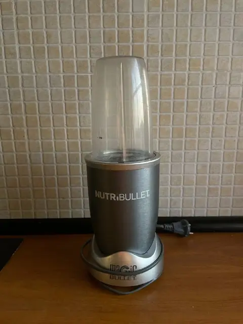 Блендер Nutribullet NB606DG — Белград — 5 000 дин