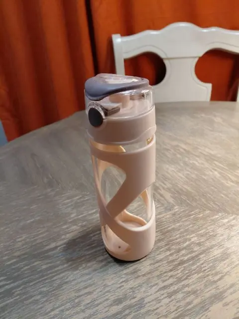 Бутылка для воды Miniso — Ереван — 1 000 ֏