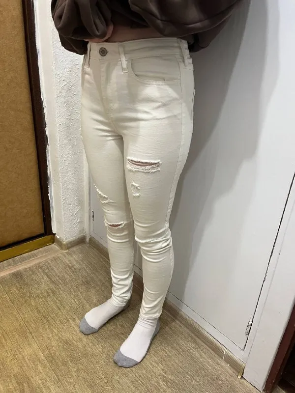 Джинсы