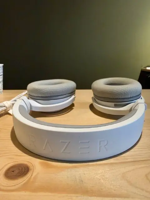 Razer Barracuda X White — Батуми — 250 ₾